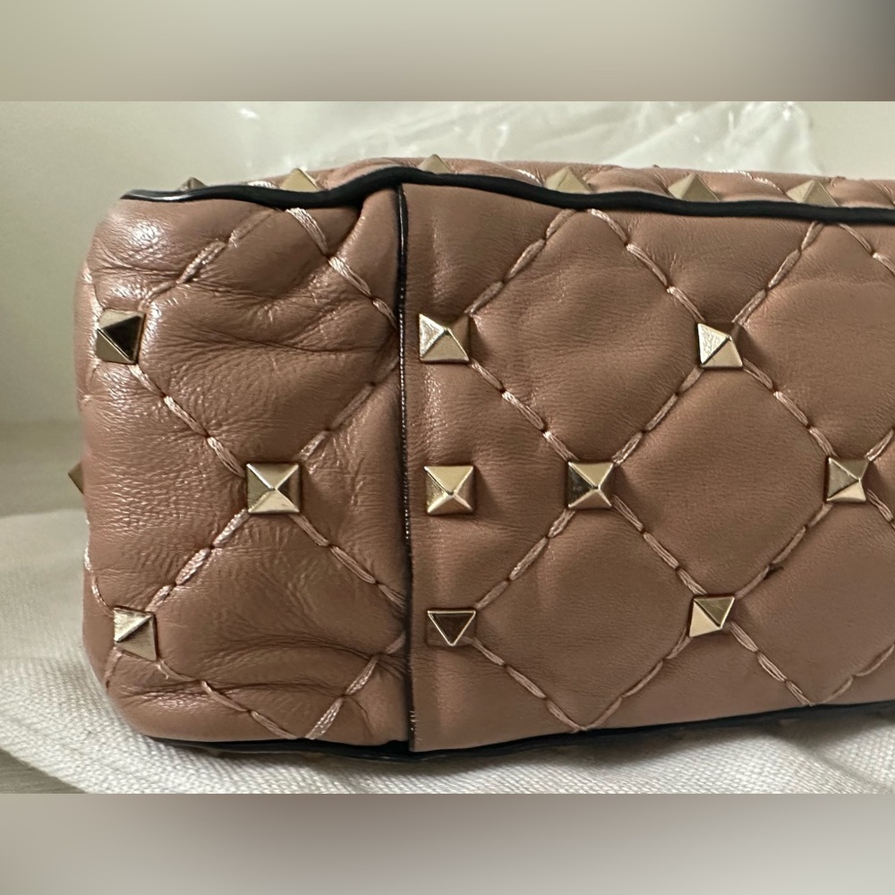 Valentino Garavani Medium Nappa Rockstud Spike Shoulder Bag - Picture 12 of 16
